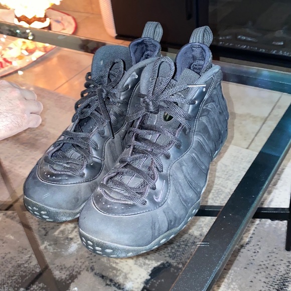 nike foamposite suede